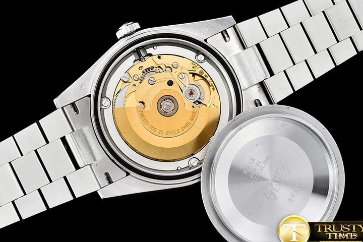 0713 RDD0215D – DayDate 36mm Chic 687